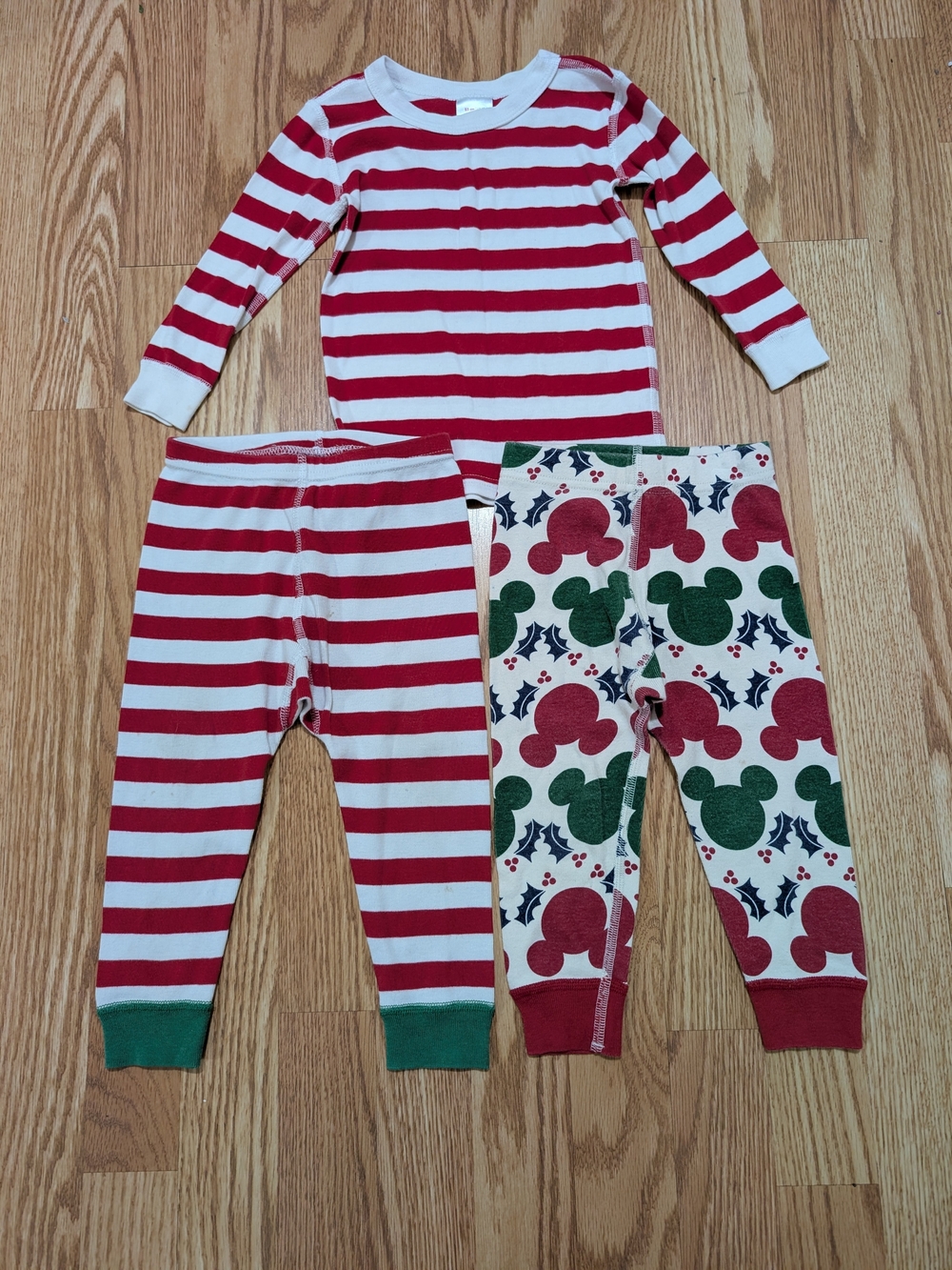 Hanna Andersson Red & White Striped Holiday Disney Mickey Pajamas 85 2T